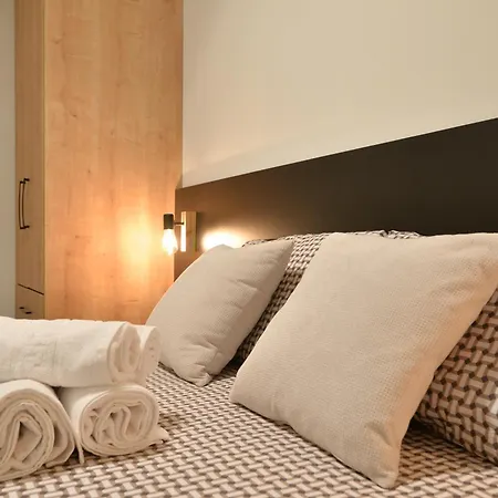 شقة Felina ليبتوكاريا